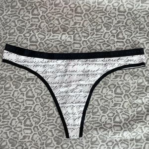 🌺 Victoria secret thong underwear 🌺